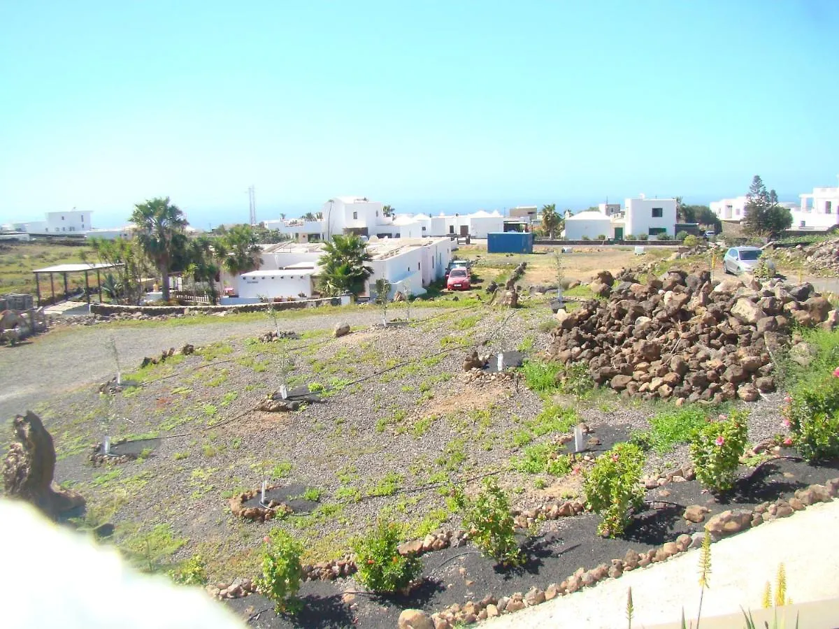 Ferienwohnung Meerblick Und Naehe Feuerberge Mit Eigenem Beheizten Pool Las Brenas Spain