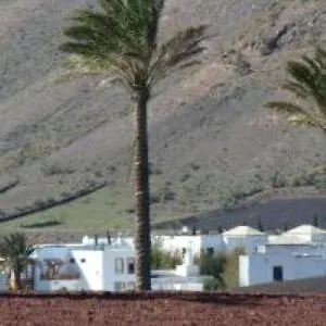 Ferienwohnung Meerblick Und Naehe Feuerberge Mit Eigenem Beheizten Pool Las Brenas Apartment