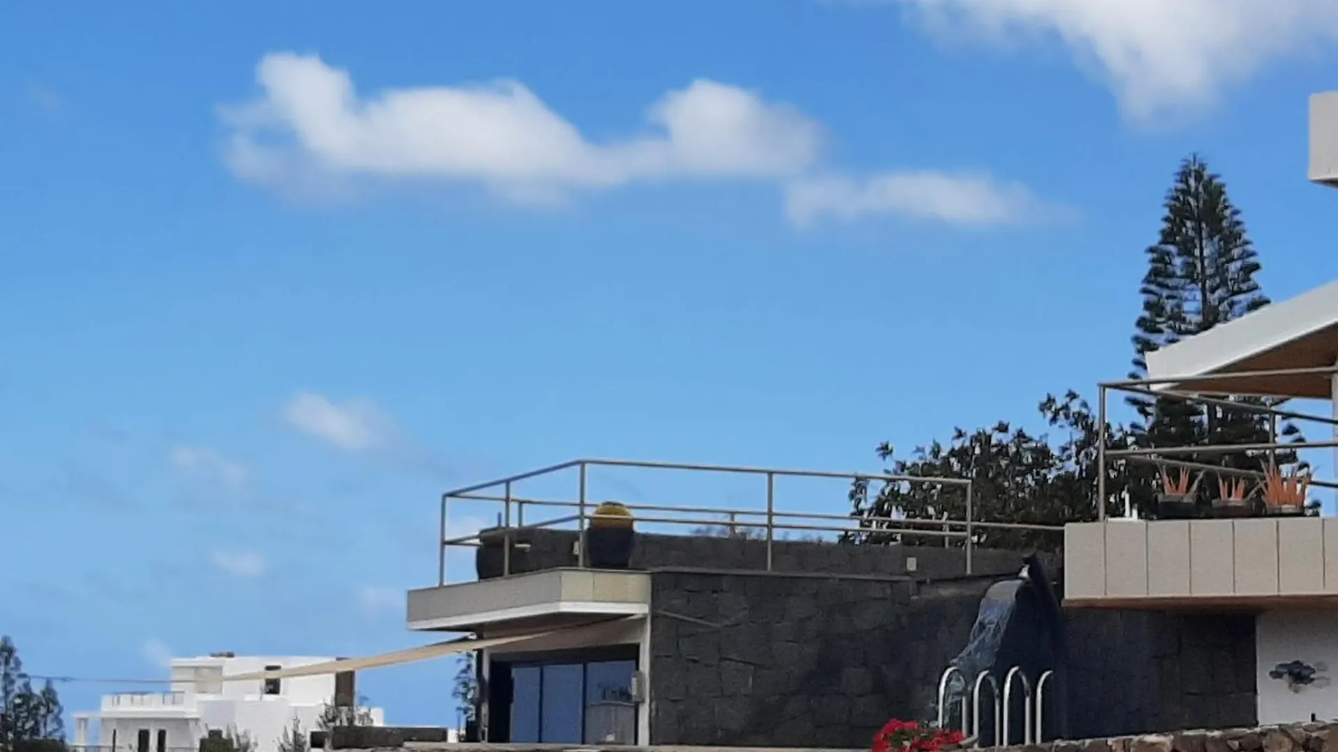 Ferienwohnung Meerblick Und Naehe Feuerberge Mit Eigenem Beheizten Pool Las Brenas Spain